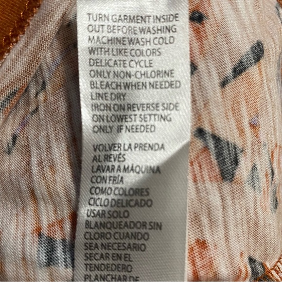 Democracy Short Sleeved Fall Top L - Picture 4 of 5